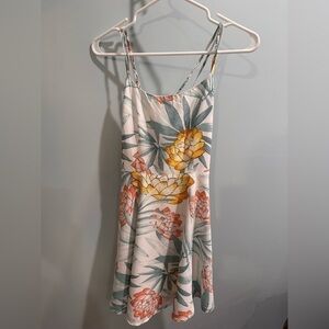 Forever 21 - LIKE NEW  - summer dress with spaghetti straps. Size small.